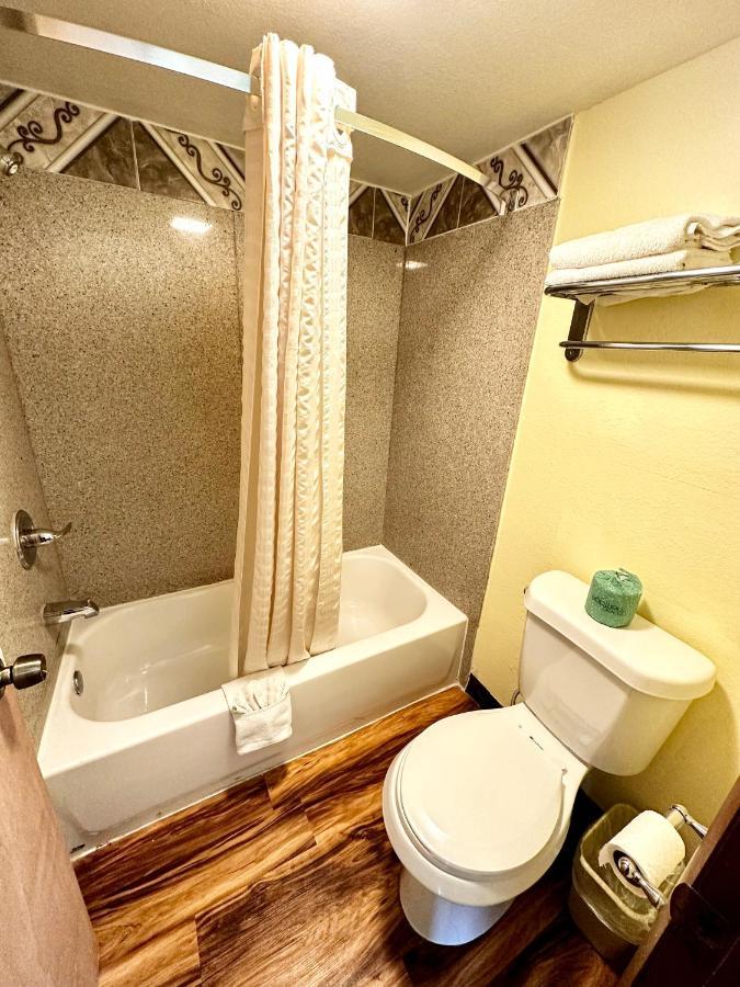 Regency Inn Iola المظهر الخارجي الصورة